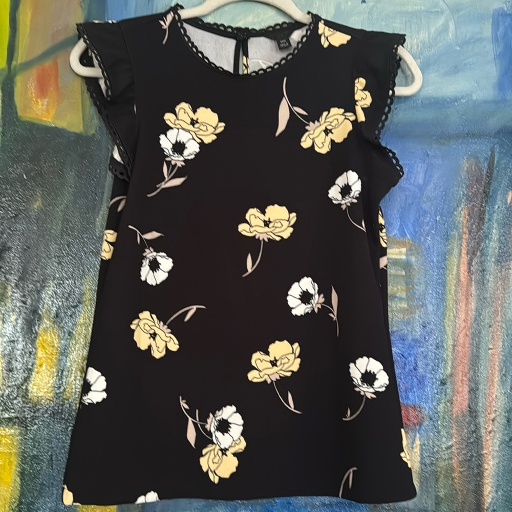 Ann Taylor Petite floral flutter sleeve blouse XXSP
